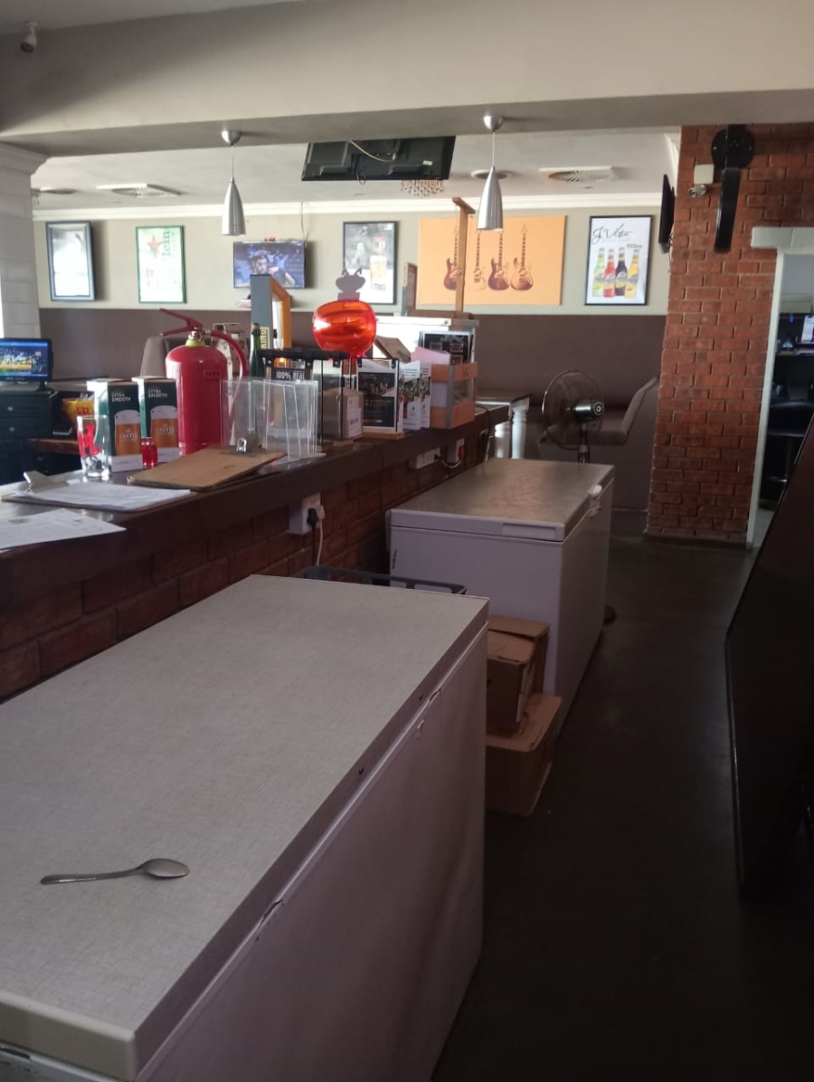 Commercial Property for Sale in Jeffreys Bay Central Eastern Cape